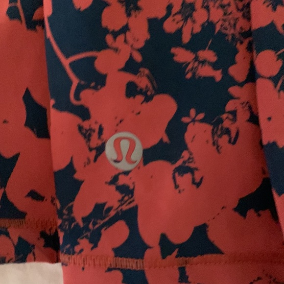 Lululemon skirt - Picture 3 of 4